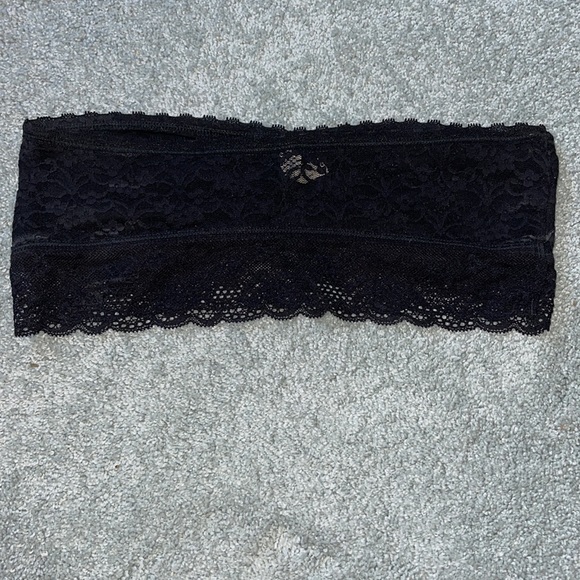Lace Bandeau - Picture 2 of 3
